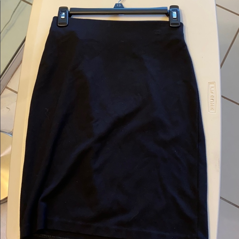 High waisted long black skirt